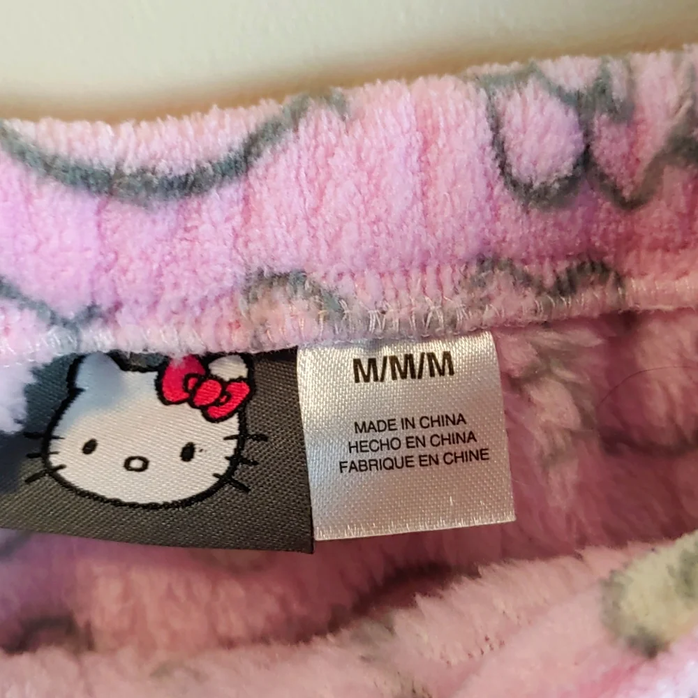 Girl's Hello Kitty Robe - Picture 4 of 9